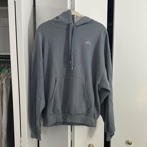 Size Medium ALO Yoga Size M Hoodie